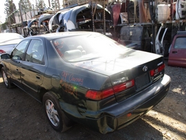 1999 TOYOTA CAMRY LE GREEN 3.0L AT Z16424